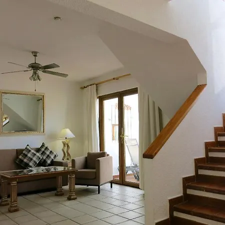 Ona Beverly Hills Aparthotel