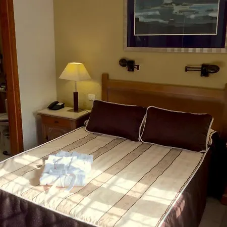 Beverly Hills - Excel & 3* Los Cristianos (Tenerife)