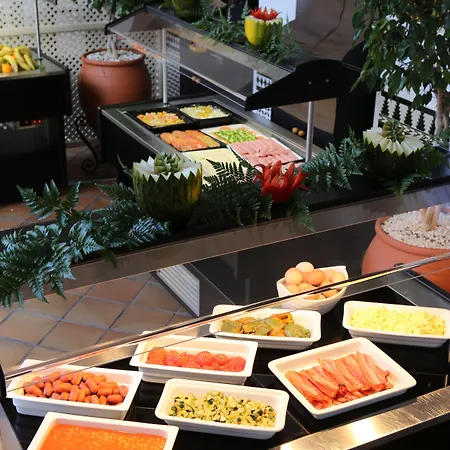 Apartahotel Ona Beverly Hills 4*