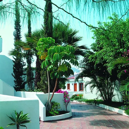 Ona Beverly Hills Aparthotel 4*