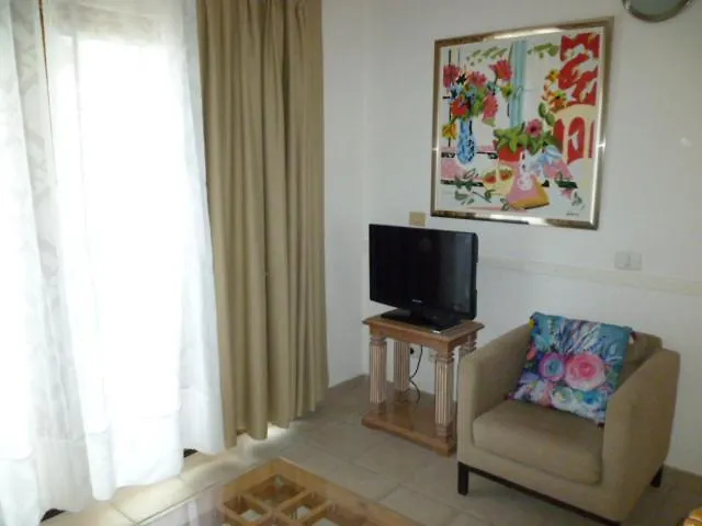 Ona Beverly Hills 4*