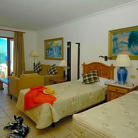 Ona Beverly Hills 4*