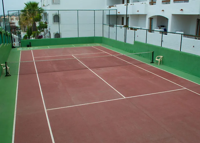 Апарт-отель Ona Beverly Hills 4*