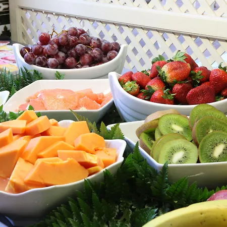 Ona Beverly Hills 4*