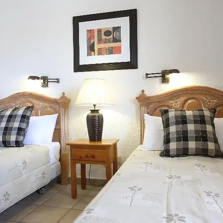 Ona Beverly Hills Aparthotel