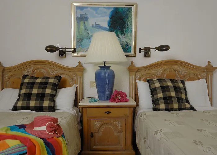 Ona Beverly Hills Aparthotel 4*