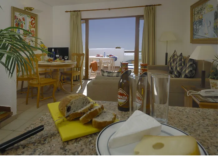 Aparthotel Ona Beverly Hills 4*