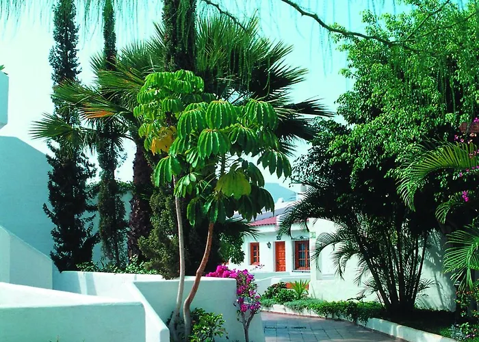 Ona Beverly Hills Aparthotel 4*